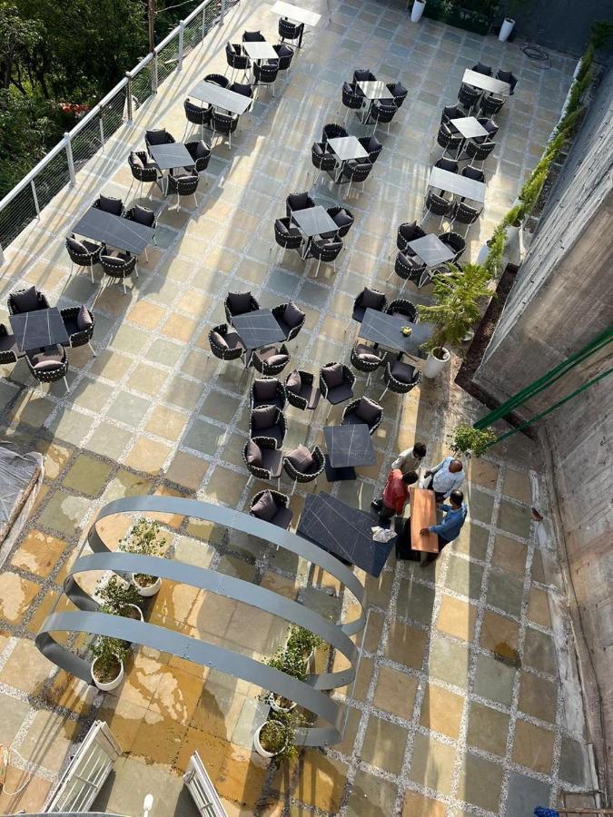 Anantam Resort & Spa Kasauli Buitenkant foto